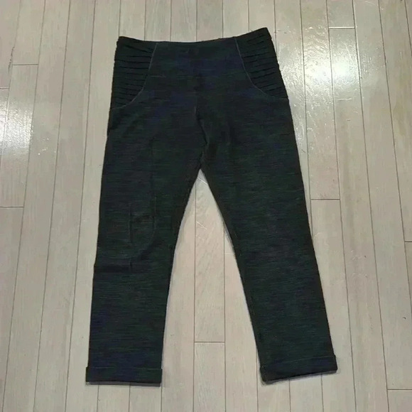 lululemon athletica Pants - Lululemon leggings with ruffles on side and folded bottoms